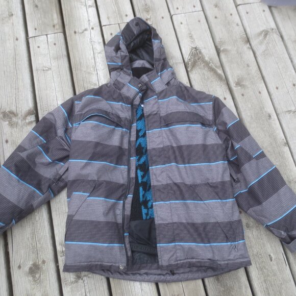 Ripzone Ski and Winter Hooded Core 5000mm Snow Ski Jacket - XL Youth. - Picture 1 of 14